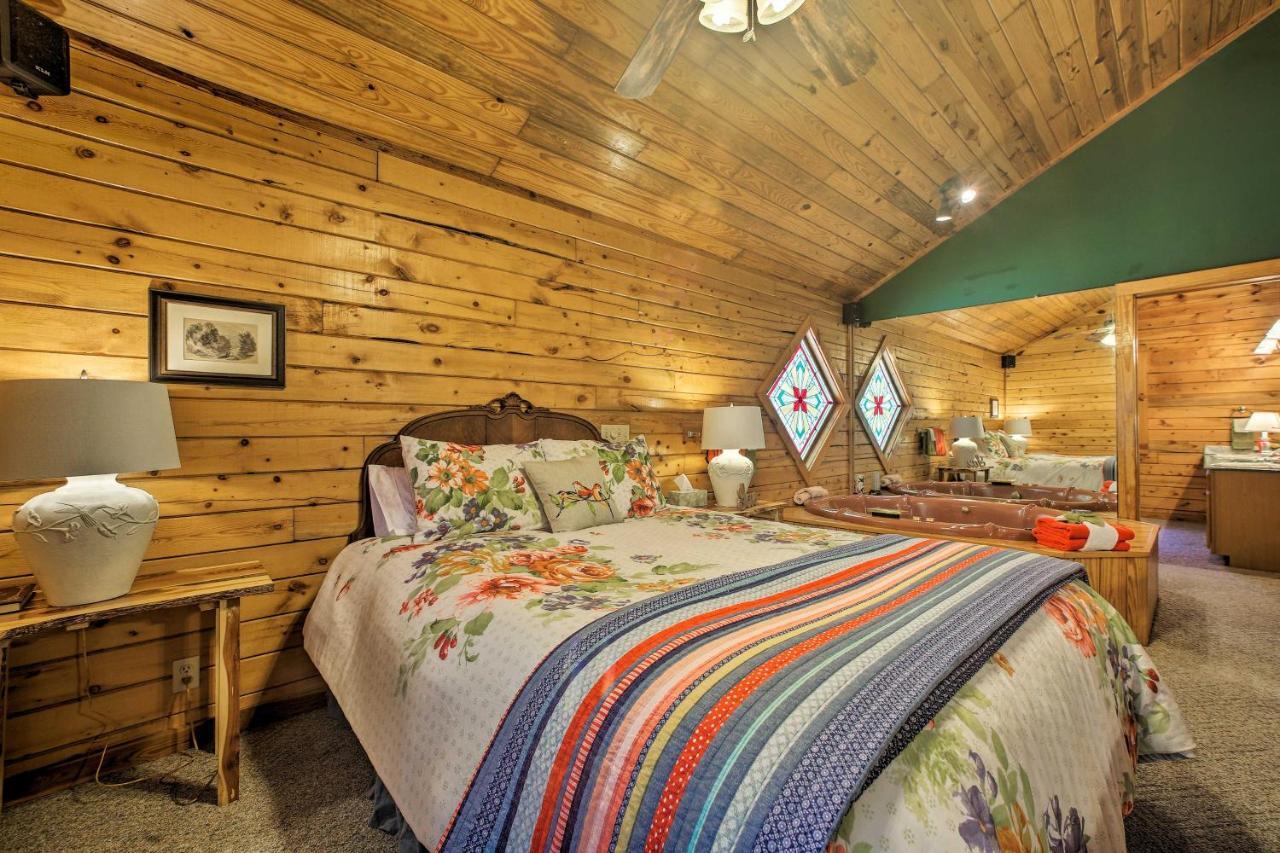 Eureka Springs Studio With Deck, Views And Bbq! Ngoại thất bức ảnh