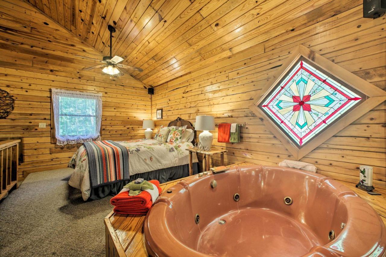 Eureka Springs Studio With Deck, Views And Bbq! Ngoại thất bức ảnh